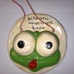 SKCH insigne 2000 'Kikt oew ooge n'uit'