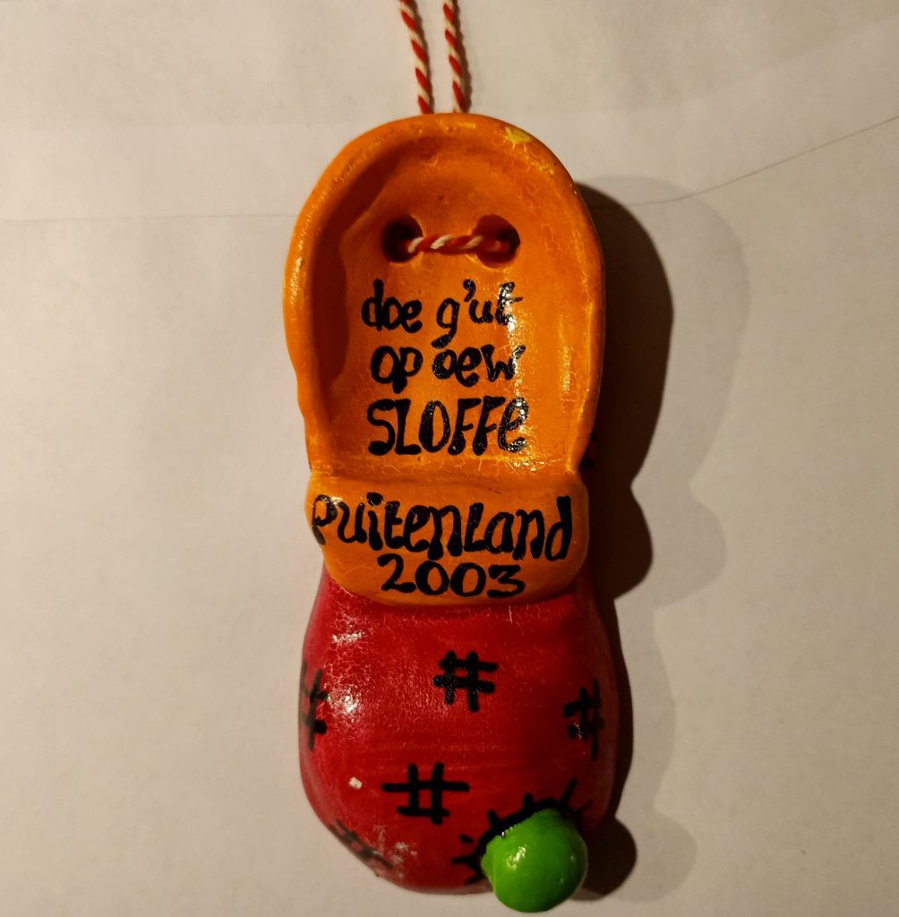 SKCH insigne 2003 'Doe g'ut op oew sloffe'